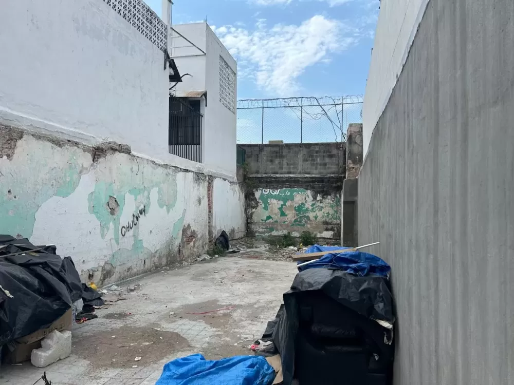 LOTE EN CALLE 21 DE MARZO EN EL CENTRO DE MAZATLAN